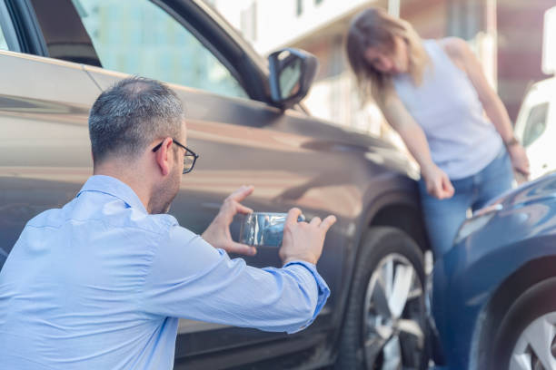 Professional Commercial Auto Insurance technician working in Firebaugh, CA